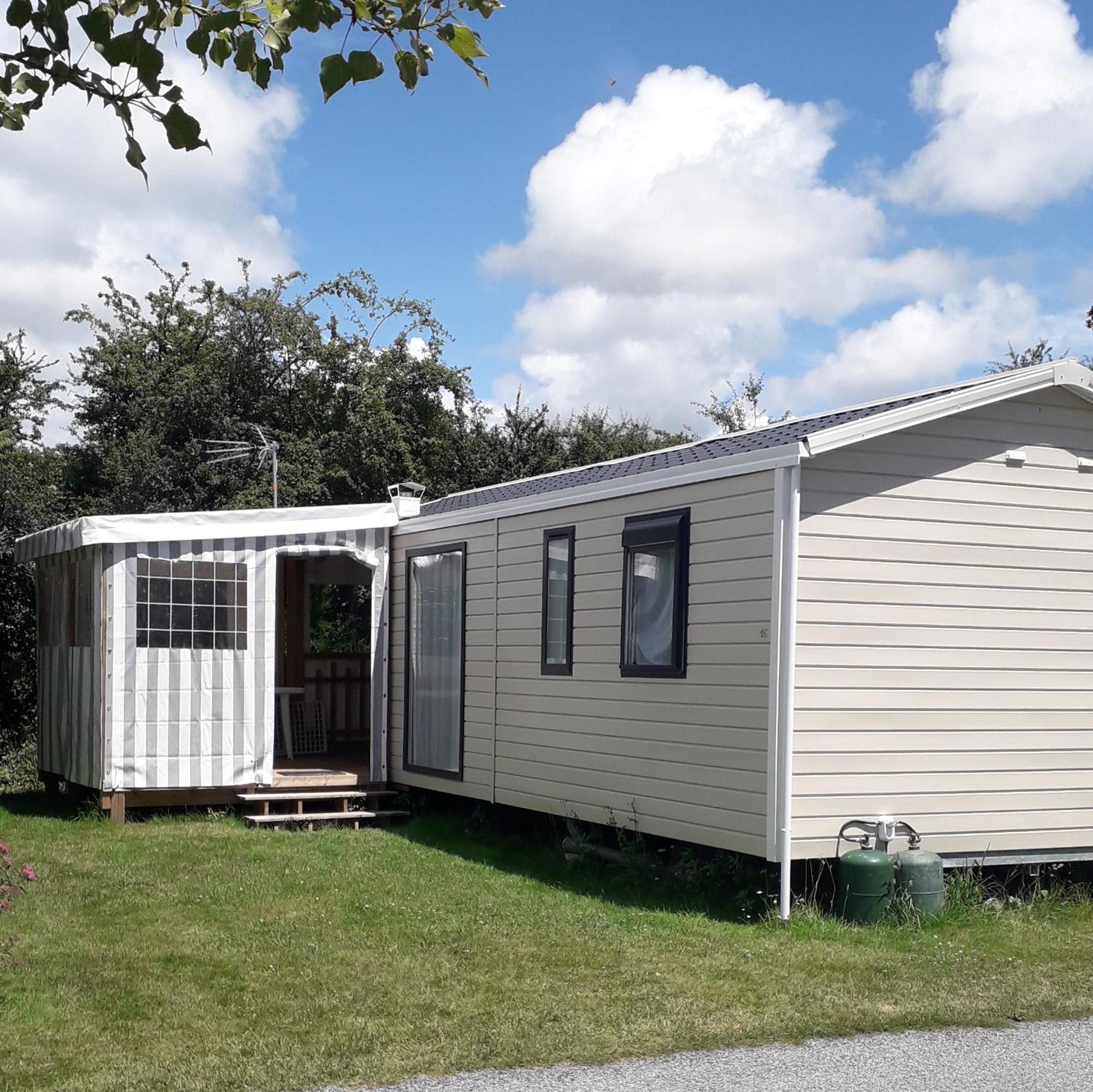 Camping De Brouel Ambon Exterior photo